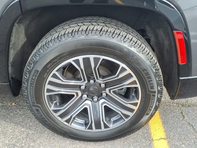 2022 Jeep Wagoneer Series III