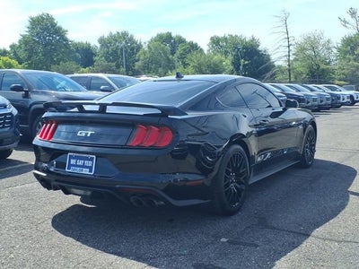 2022 Ford Mustang GT Premium Fastback