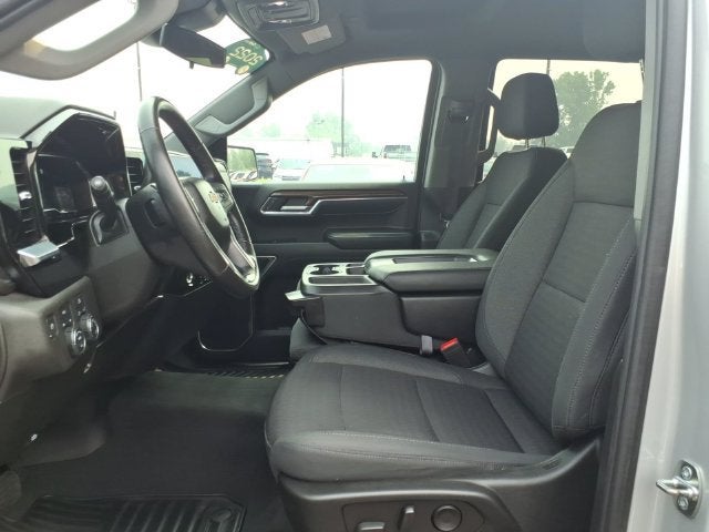 2022 Chevrolet Silverado 1500 LT (2FL)