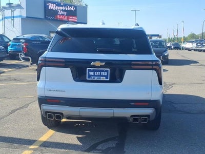 2024 Chevrolet Traverse LT