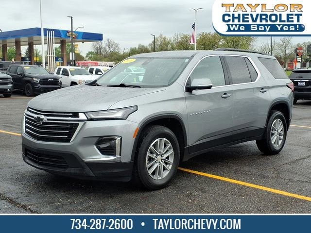 2023 Chevrolet Traverse LT Cloth