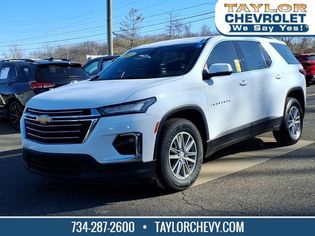 2023 Chevrolet Traverse LT Leather
