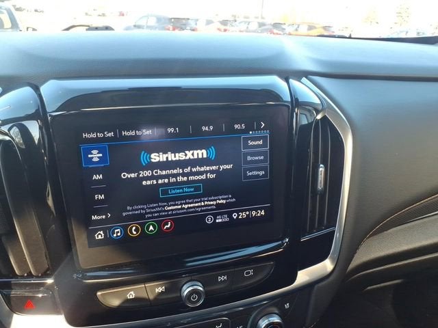 2021 Chevrolet Traverse Premier