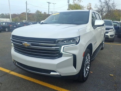 2022 Chevrolet Suburban LT