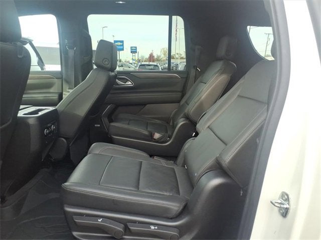 2022 Chevrolet Suburban LT