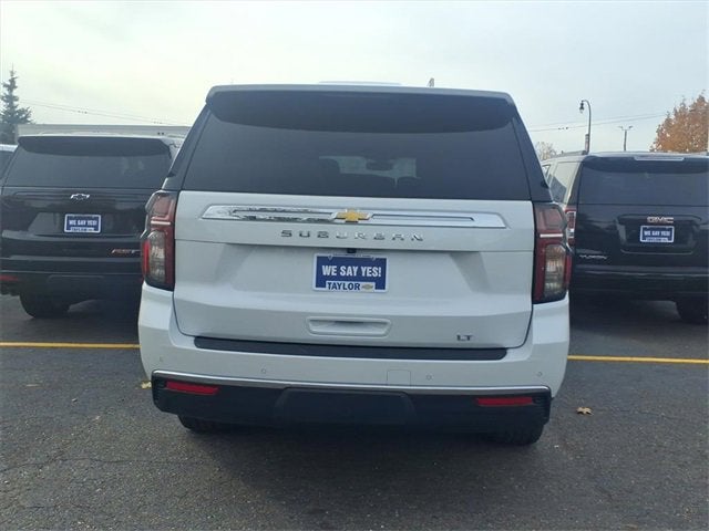 2022 Chevrolet Suburban LT