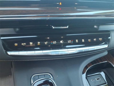 2024 Cadillac Escalade ESV Luxury