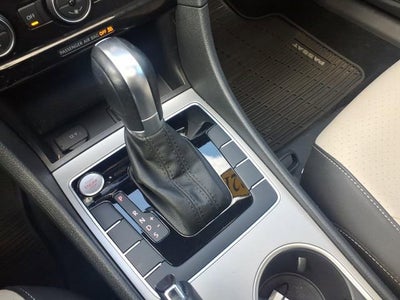 2021 Volkswagen Passat 2.0T R-Line