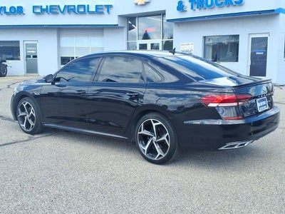 2021 Volkswagen Passat 2.0T R-Line