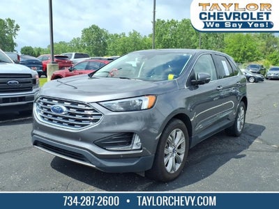 2022 Ford Edge Titanium