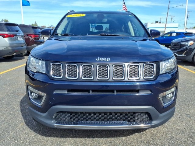 Used 2019 Jeep Compass Limited with VIN 3C4NJDCB0KT768266 for sale in Taylor, MI