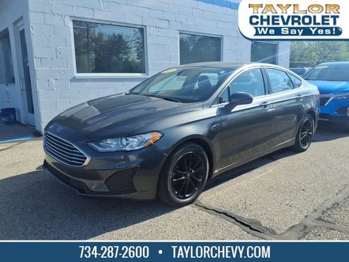 2020 Ford Fusion SE