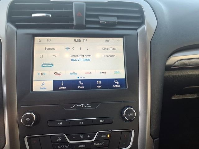 2020 Ford Fusion SE