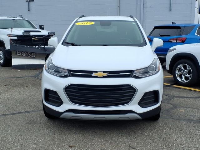 Used 2017 Chevrolet Trax LT with VIN 3GNCJPSB5HL199893 for sale in Taylor, MI
