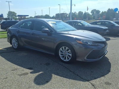 2022 Toyota Camry LE