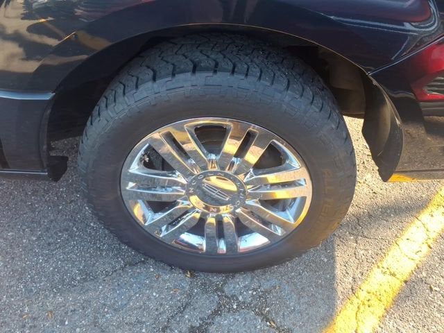 2010 Lincoln Navigator L 4WD 4dr