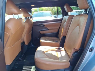 2020 Toyota Highlander Platinum