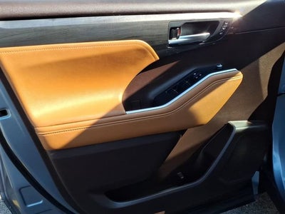 2020 Toyota Highlander Platinum