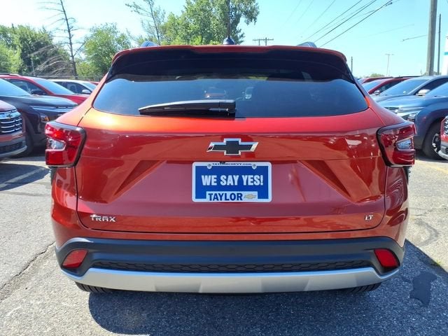2024 Chevrolet Trax LT