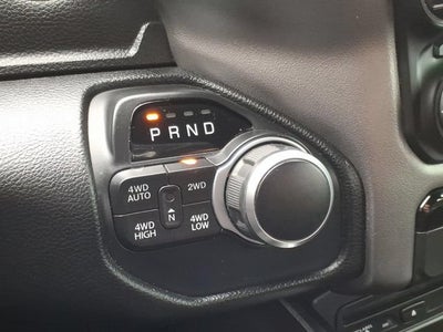 2019 RAM 1500 Big Horn/Lone Star Crew Cab 4x4 5'7" Box