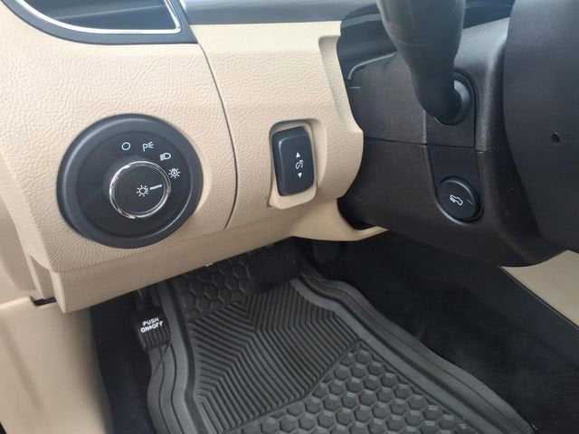 2014 Ford Taurus SEL