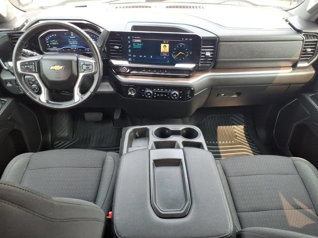 2022 Chevrolet Silverado 1500 LT (2FL)