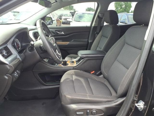 2022 GMC Acadia SLE