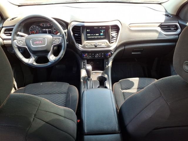2017 GMC Acadia SLE
