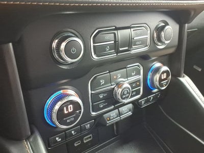 2022 GMC Yukon AT4