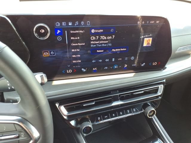2024 Chevrolet Traverse LS