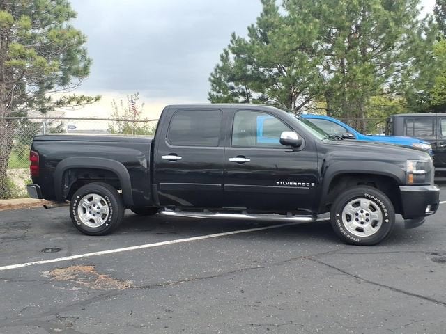 2007 Chevrolet Silverado 1500 LT w/1LT