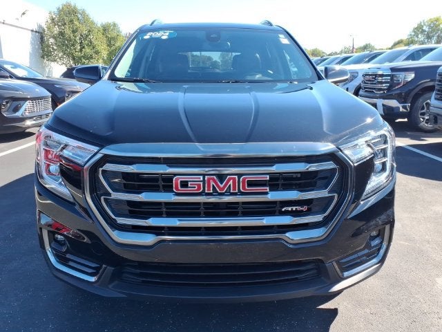 2024 GMC Terrain AT4