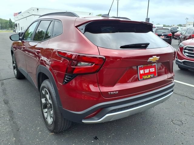 2024 Chevrolet Trax LT